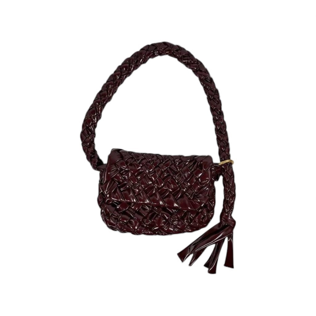 🔥 Bottega Veneta Handmade Woven Shoulder Bag – Burgundy Artisan Edition 🔥