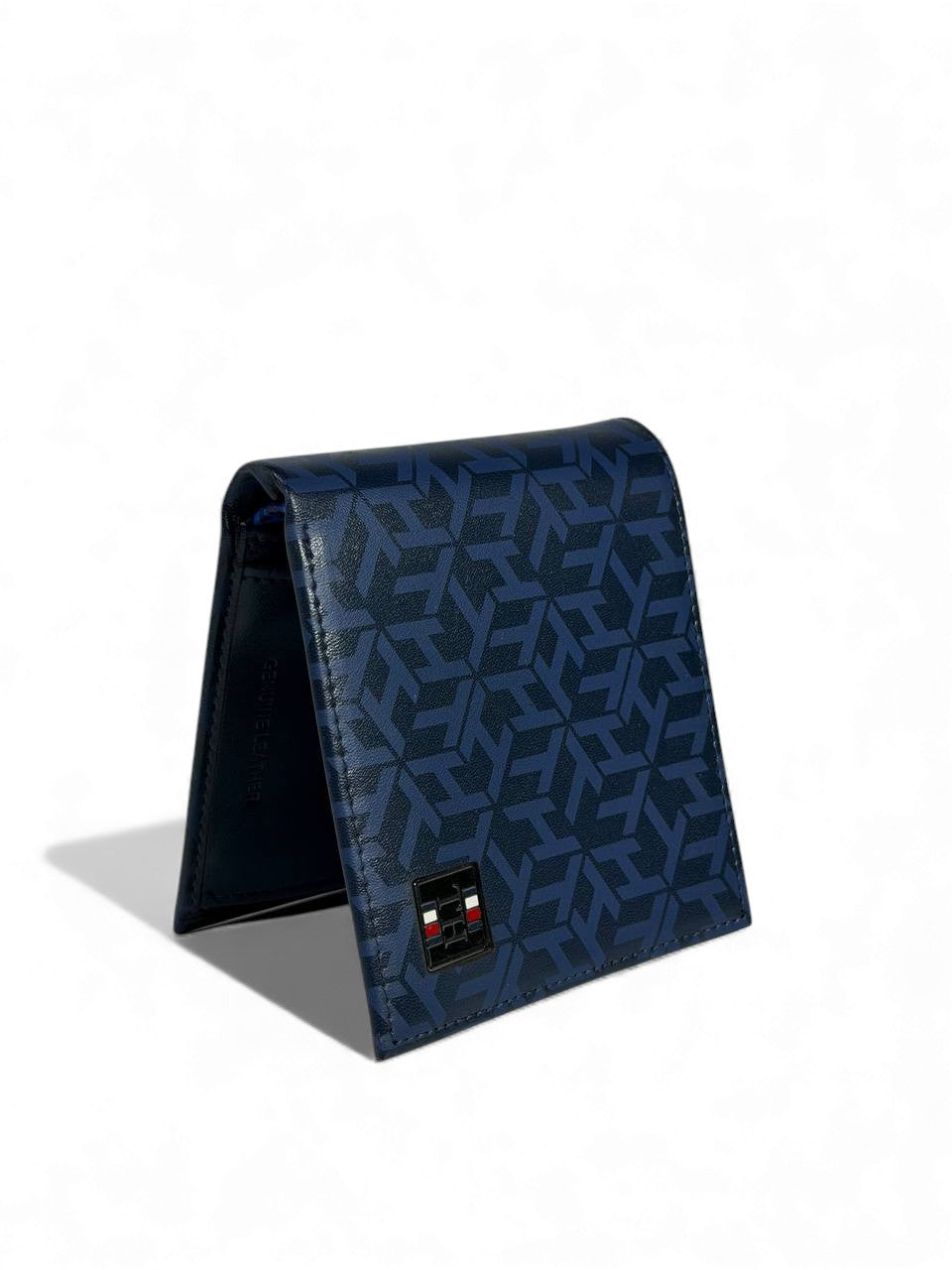 Tommy Hilfiger Blue Monogram Bifold Wallet – Luxury Men’s Accessory 💙🇺🇸