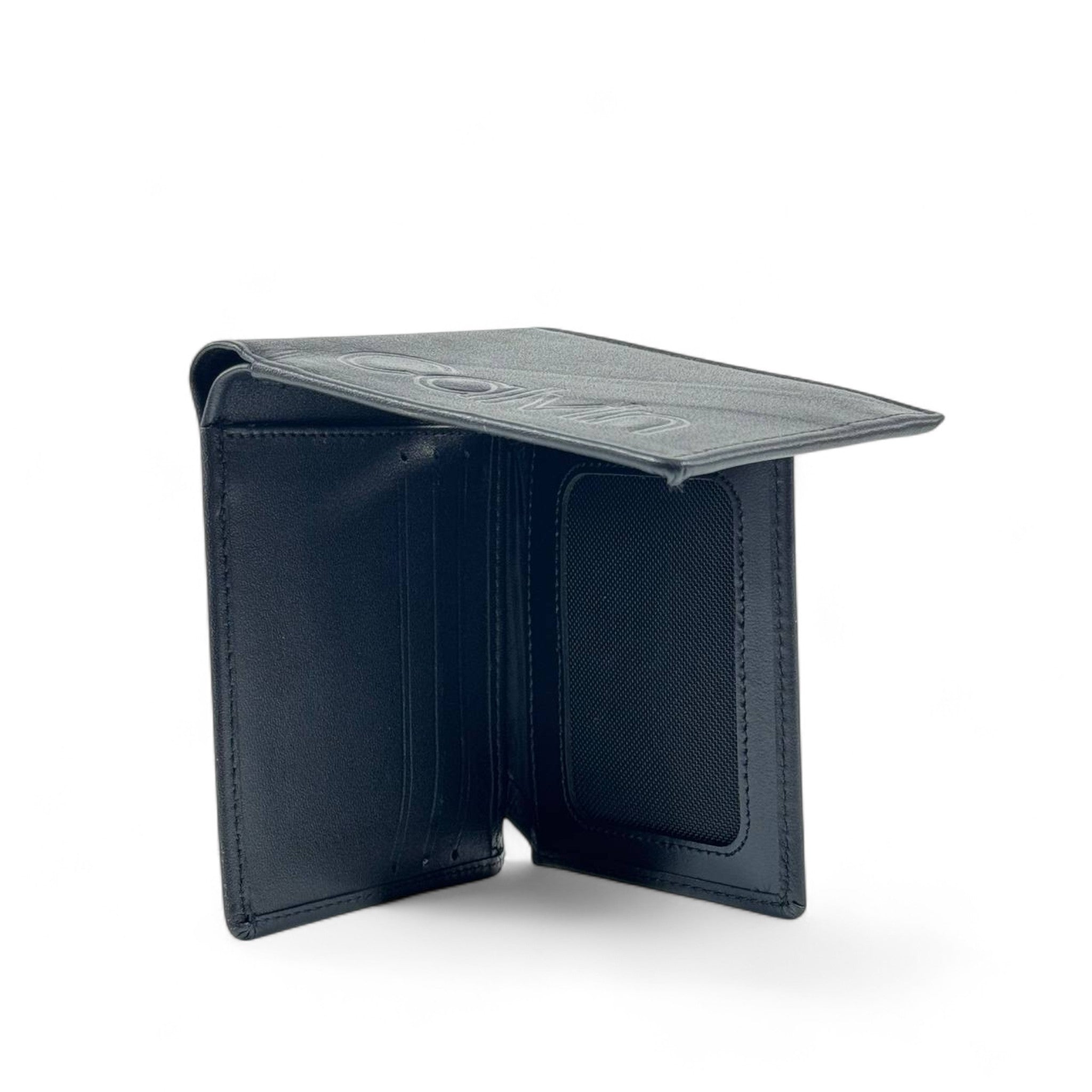 🖤 Calvin Klein Black Leather Wallet – Minimalist Luxur