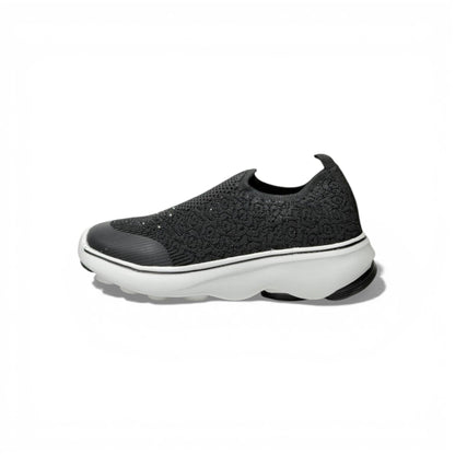 Skechers Slip-On Knit Sneakers – Black Lightweight Comfort Walking Shoes 👟🖤 | Breathable Casual Trainers