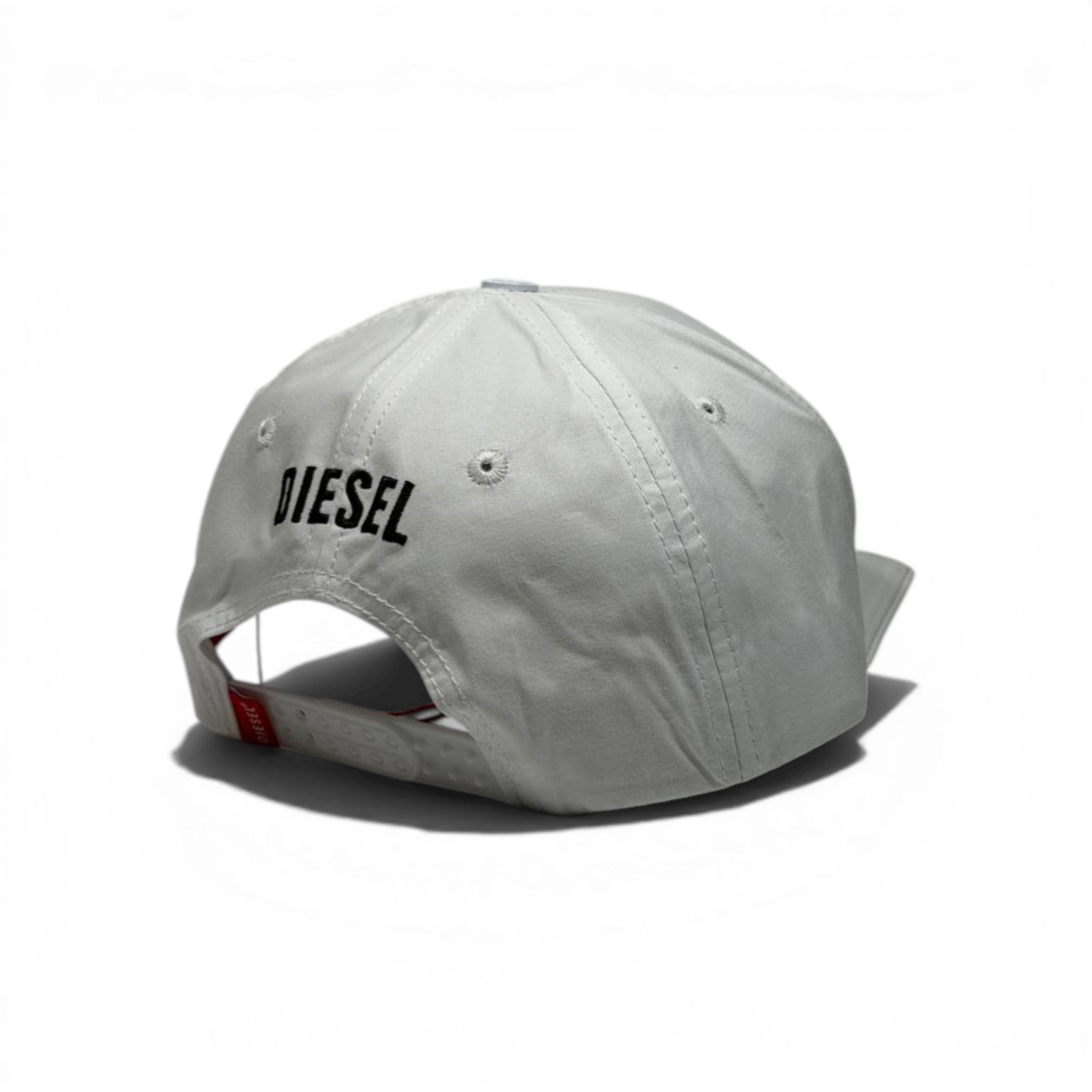 🧢 Diesel White Contrast Cap – Clean Luxury Street Edition ⚡🤍