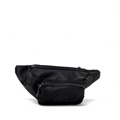 Alo Crossbody Belt Bag – Matte Black Minimalist Edition 🖤🎯