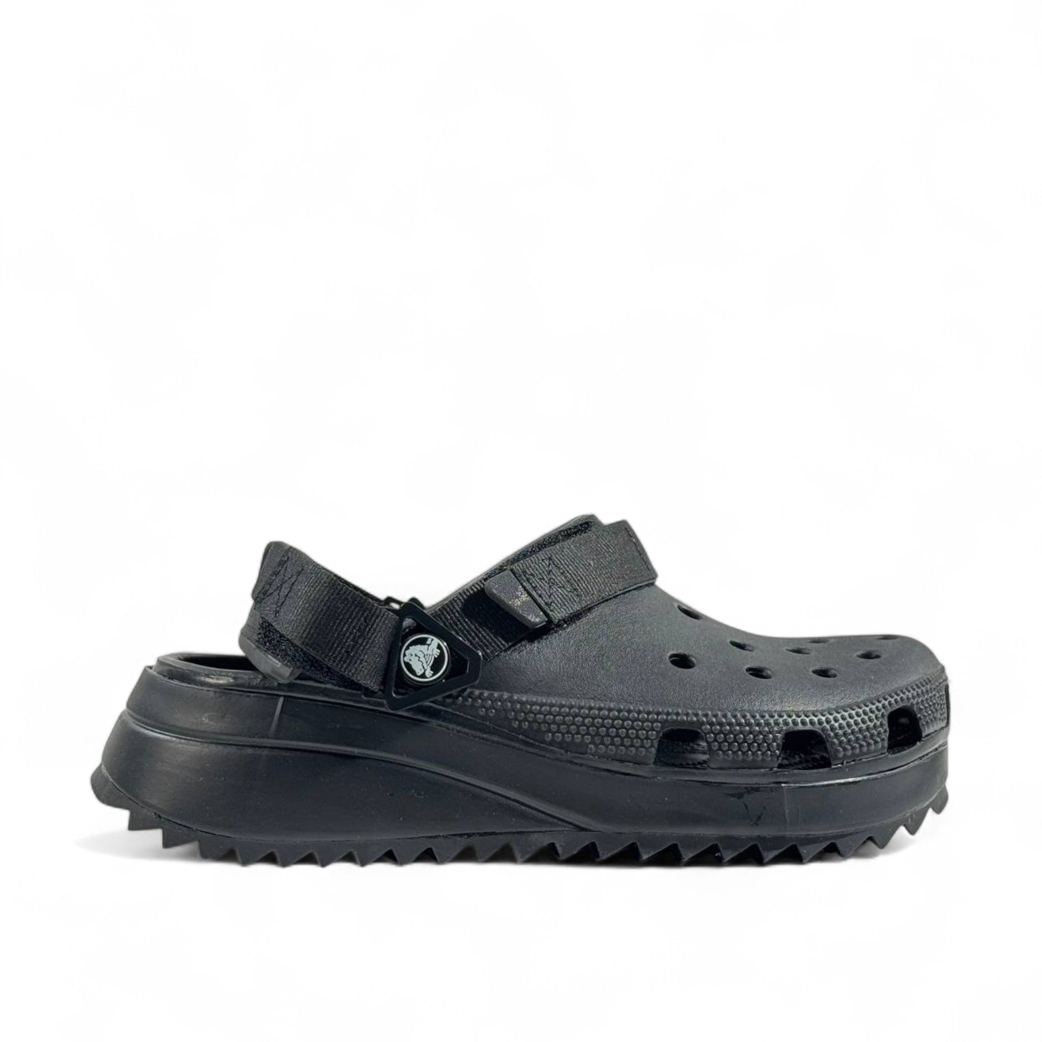 Classic Black Crocs with Adjustable Strap – Comfort & Style