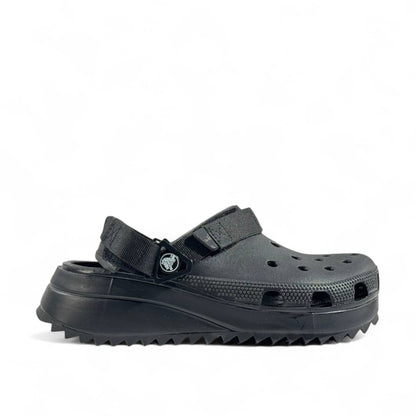 Classic Black Crocs with Adjustable Strap – Comfort & Style