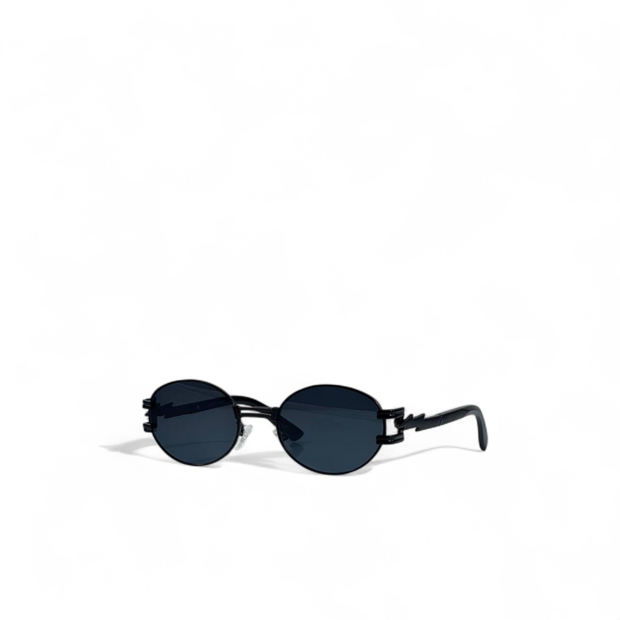 🖤 Oval Frame Luxury Sunglasses – Bold Black Edition 🕶️✨
