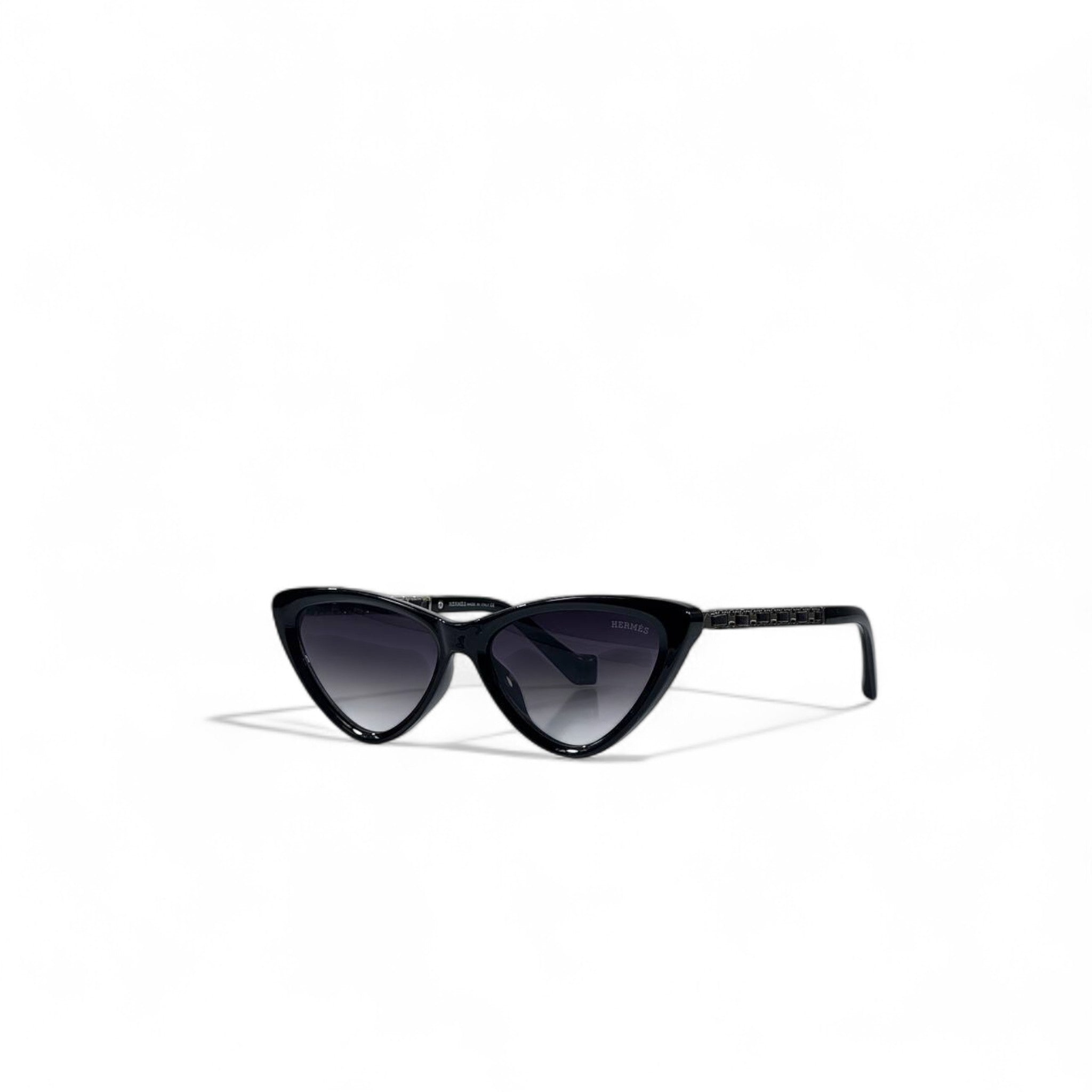 🖤 Hermès Cat-Eye Sunglasses – Black Gradient Luxury 🕶️✨