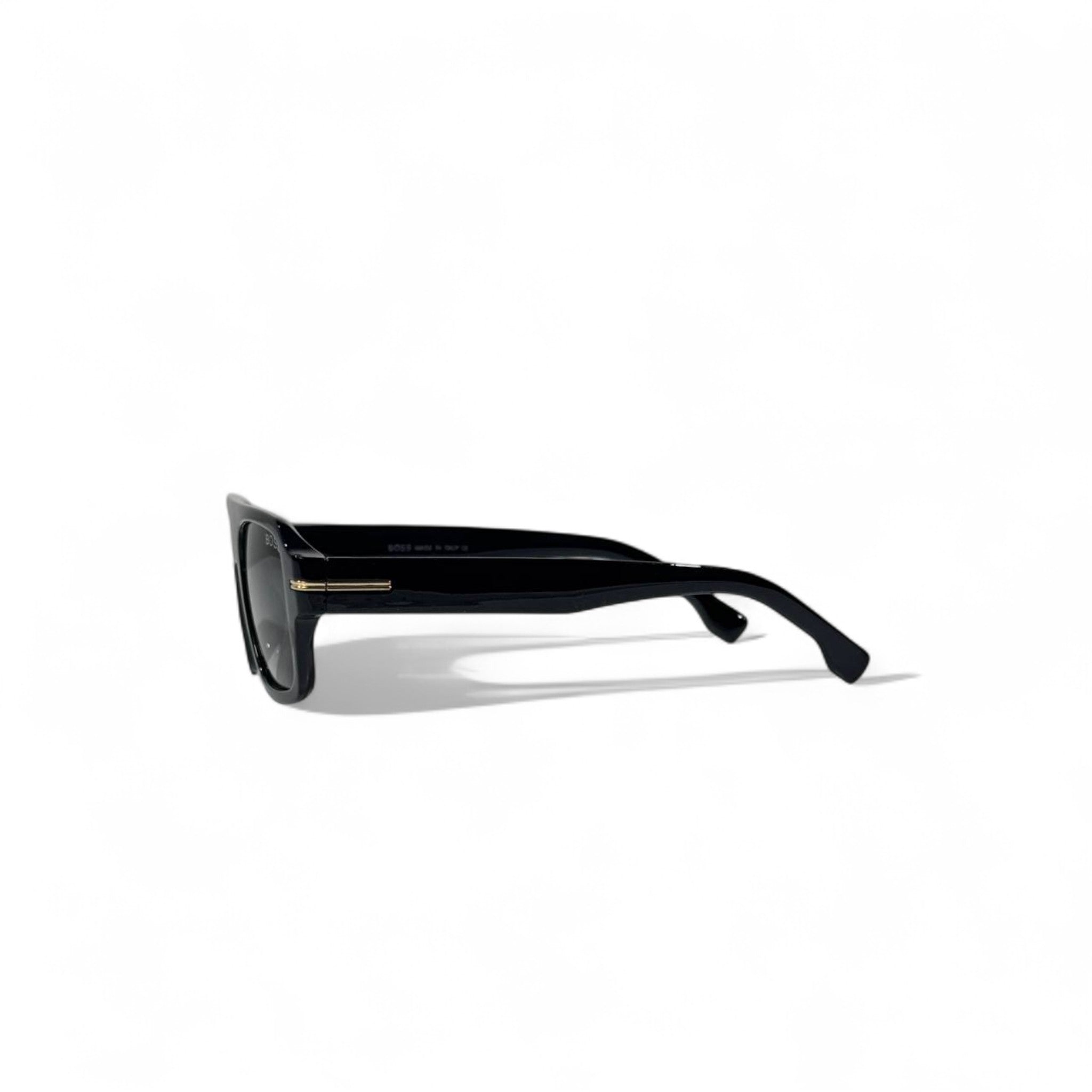 🕶️ Hugo Boss Black Square Sunglasses – Sharp & Sophisticated