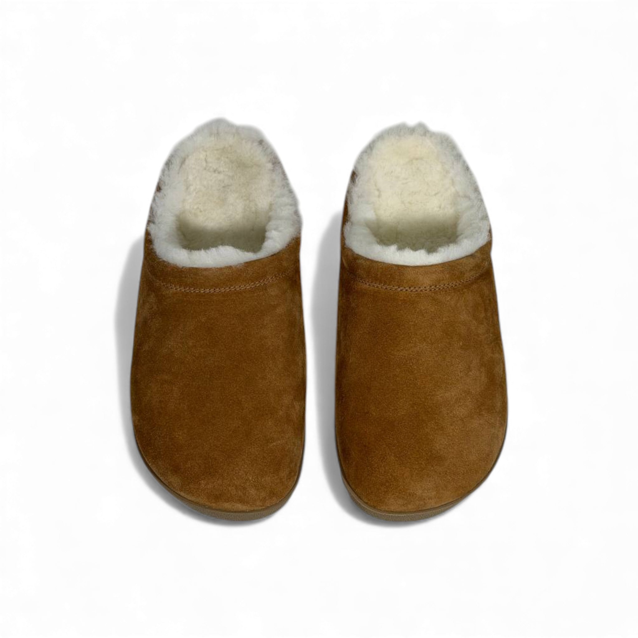 Alo Shearling Slip-On Clogs – Chestnut Everyday Comfort 🤎✨