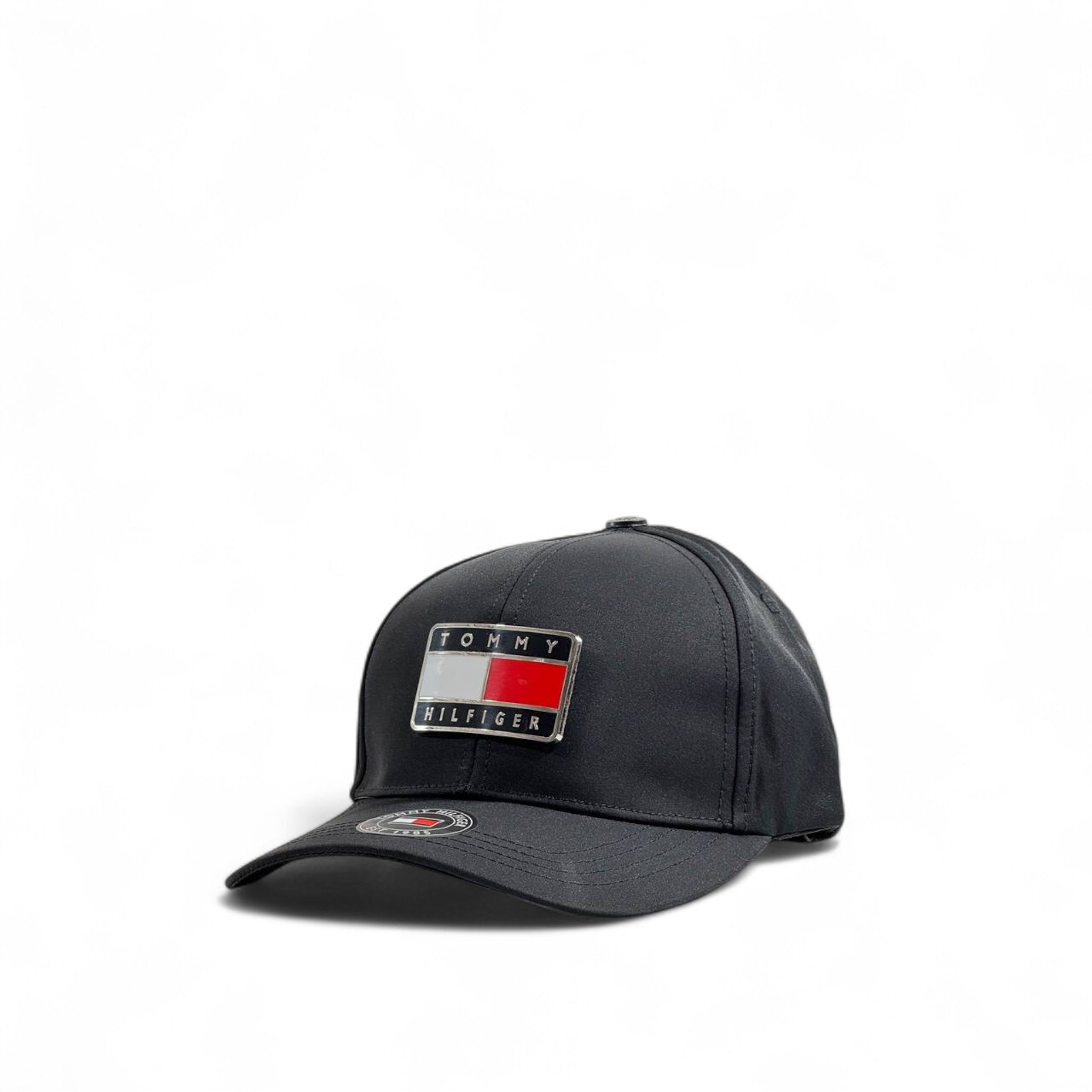 Tommy Hilfiger Black Cap – Classic Logo Streetwear 🧢🔥