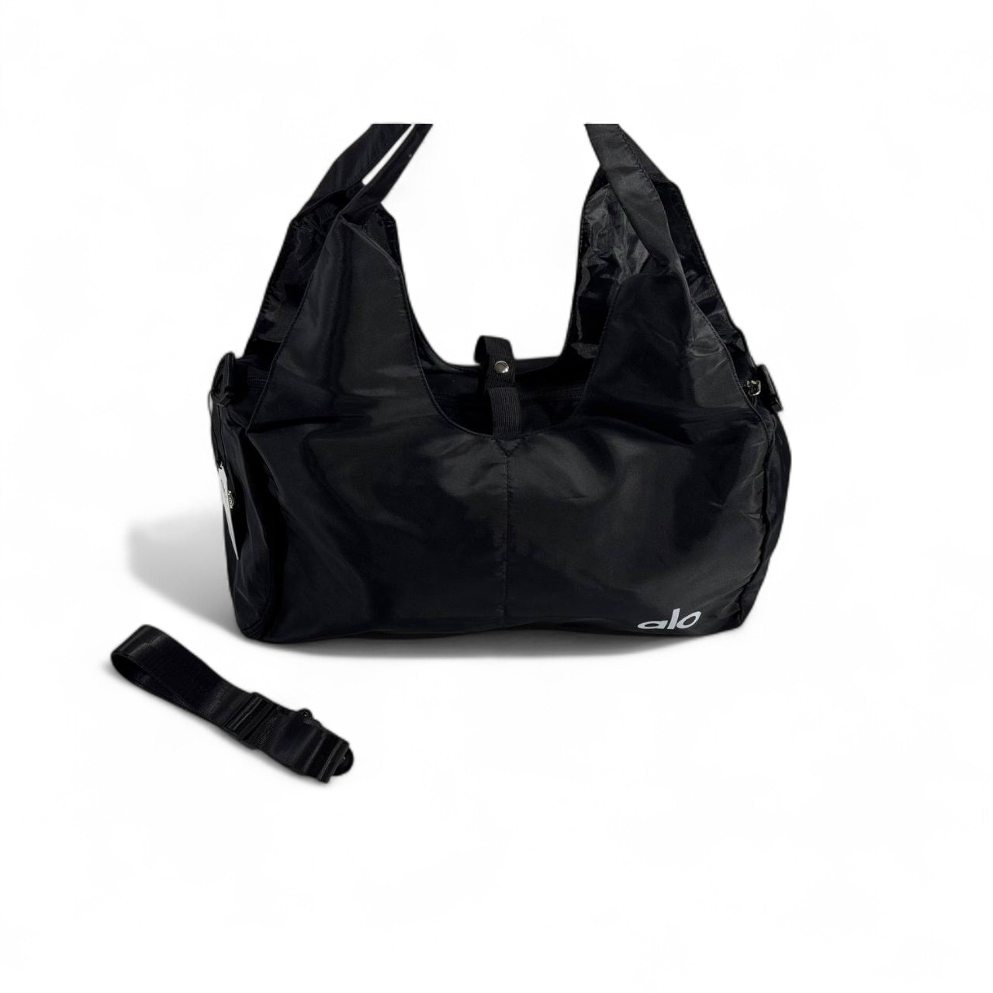 🖤 Alo Black Duffle Bag – Sleek, Sporty & Versatile ✨