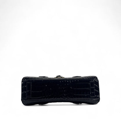 🖤🐊 Givenchy Croc-Embossed Black Patent Handbag – Fierce, Sleek & Couture ✨