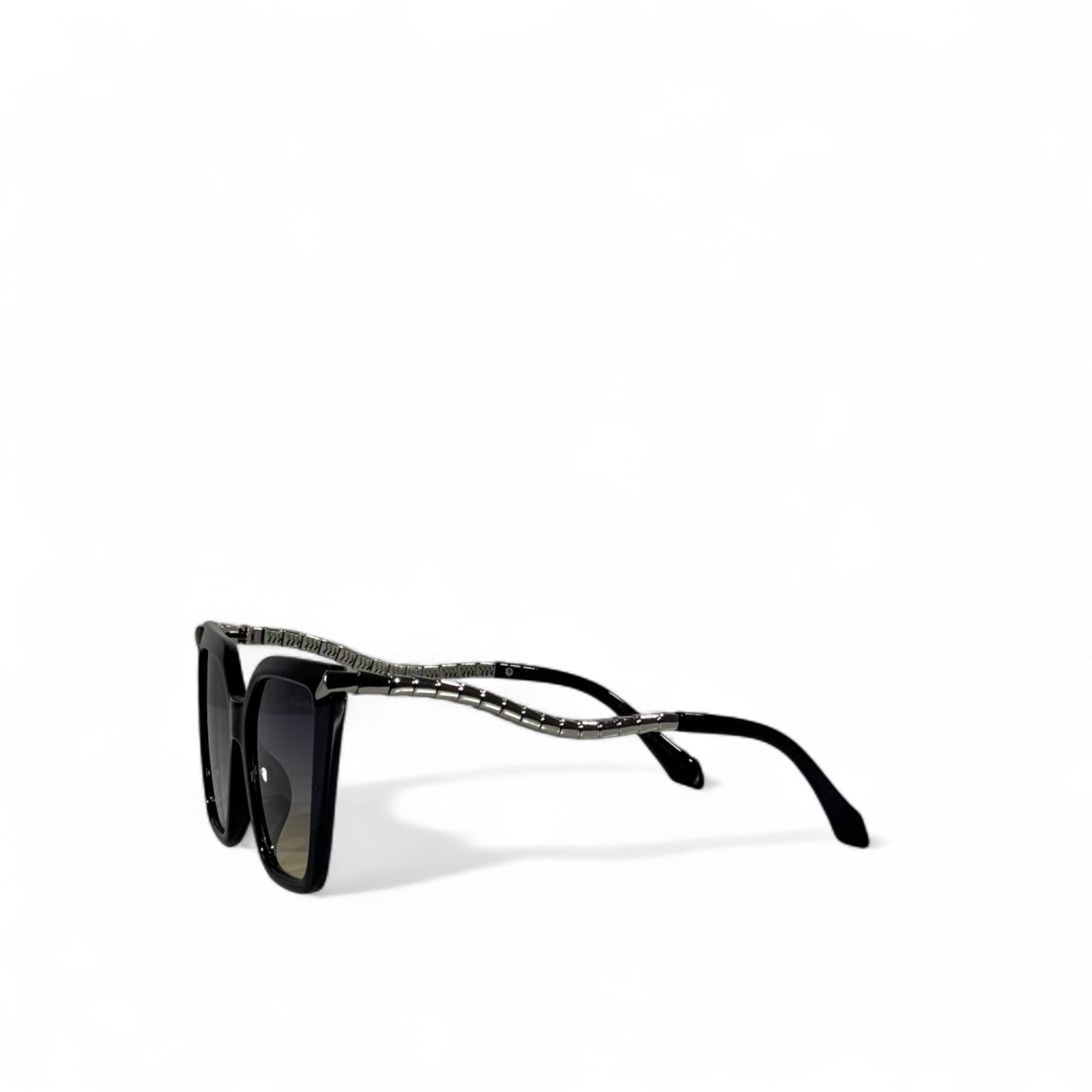 ✨ Bvlgari Serpenti Sunglasses – Black Oversized Cat-Eye with Snake Temples 🐍👑