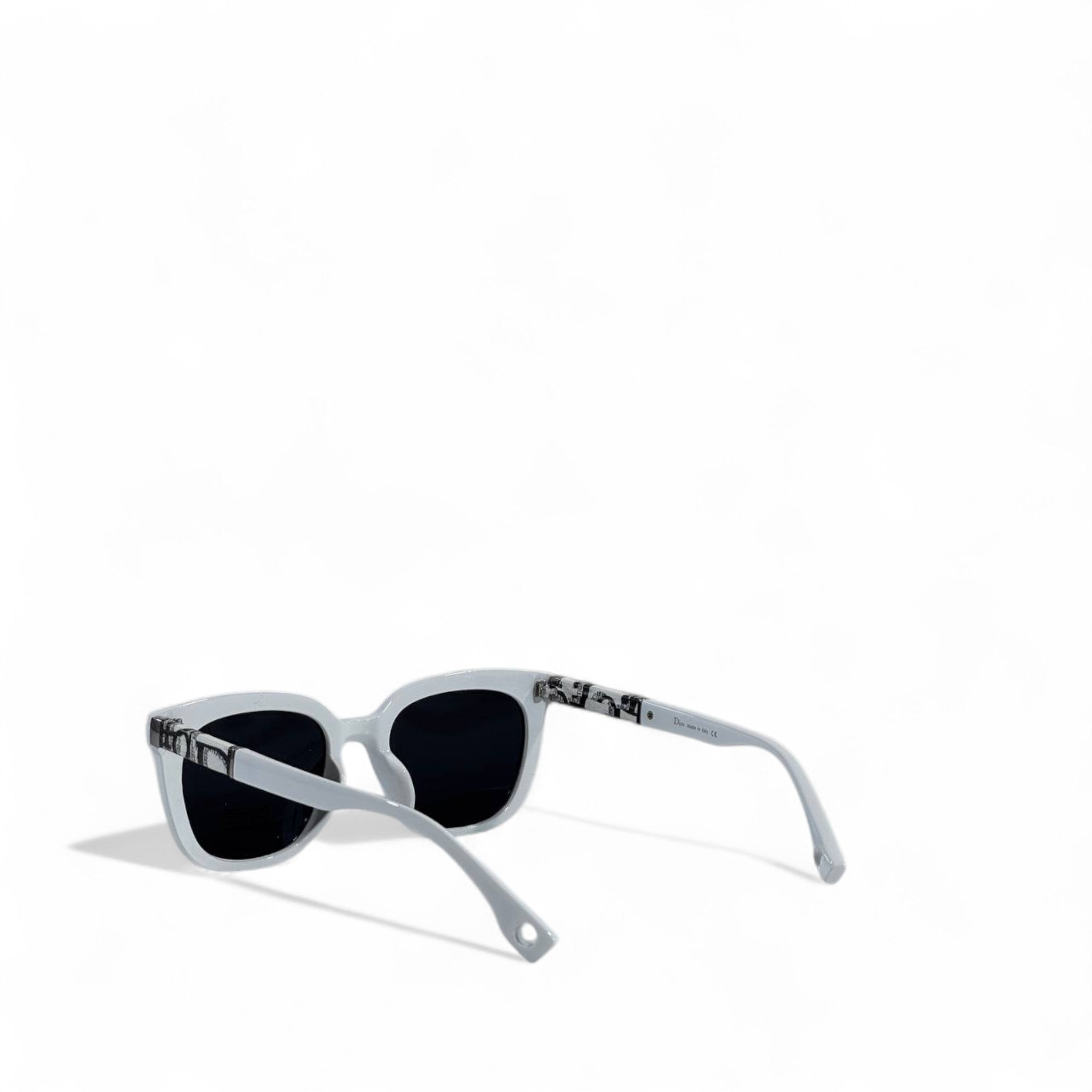 ✨ Dior Sunglasses – White Square Frame with Polarized Dark Lenses 🕶️👑