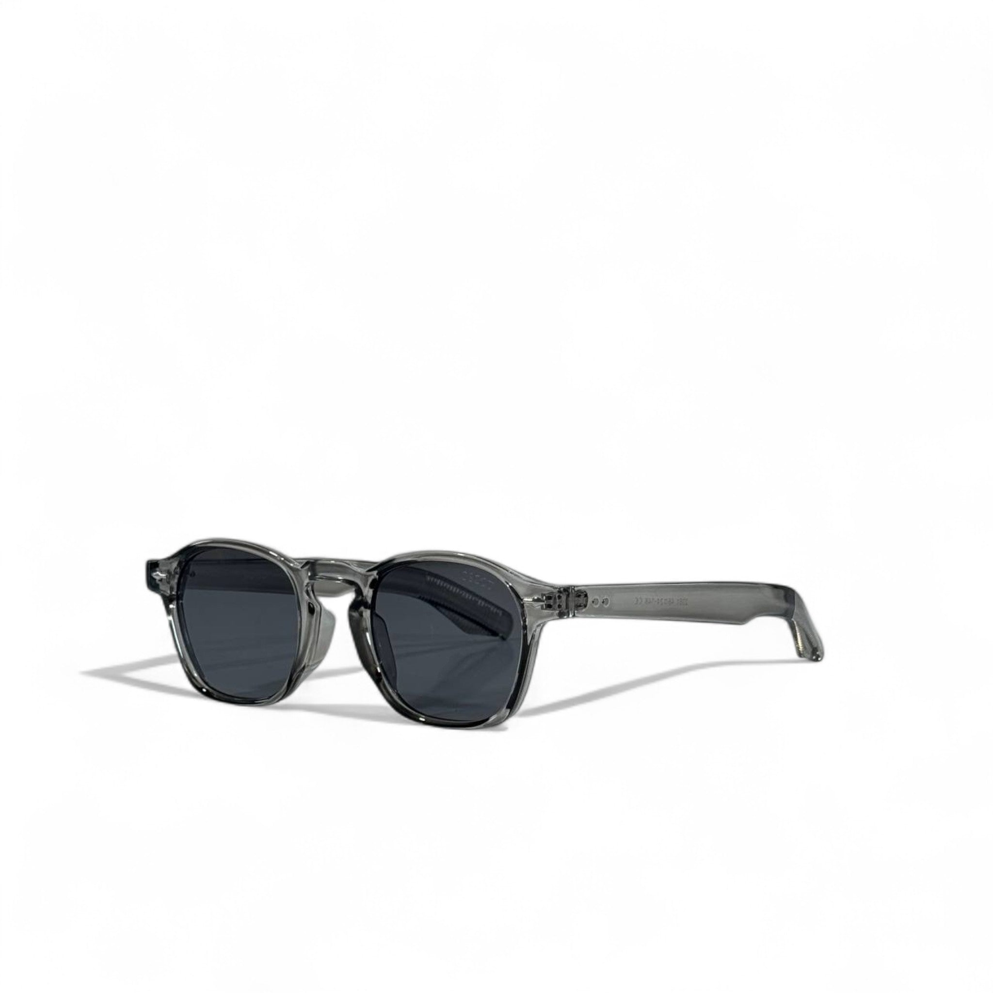 🕶️ Moscot Sunglasses – Transparent Grey Frame with Dark Lenses ✨👑