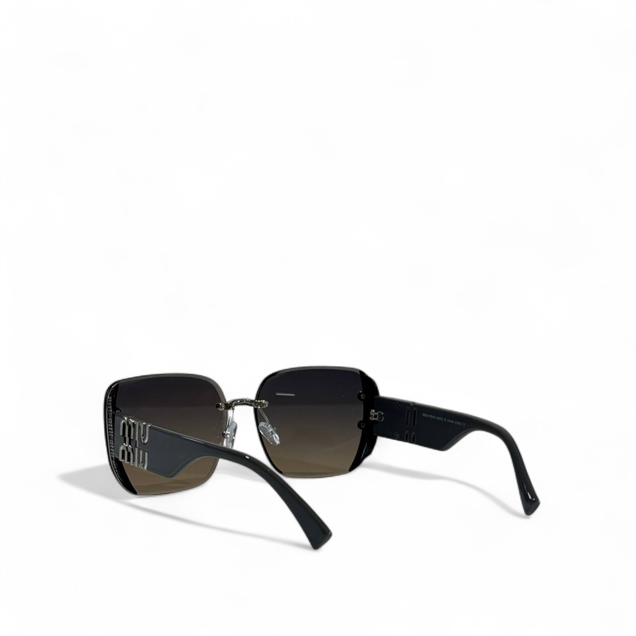 Miu Miu Oversized Square Sunglasses – Black Gradient Iconic Style 🖤✨