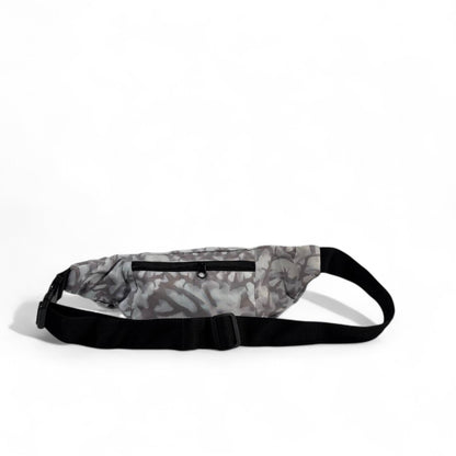 Alo Grey Camo Waist Bag – Urban Streetwear Essential 🖤🎒