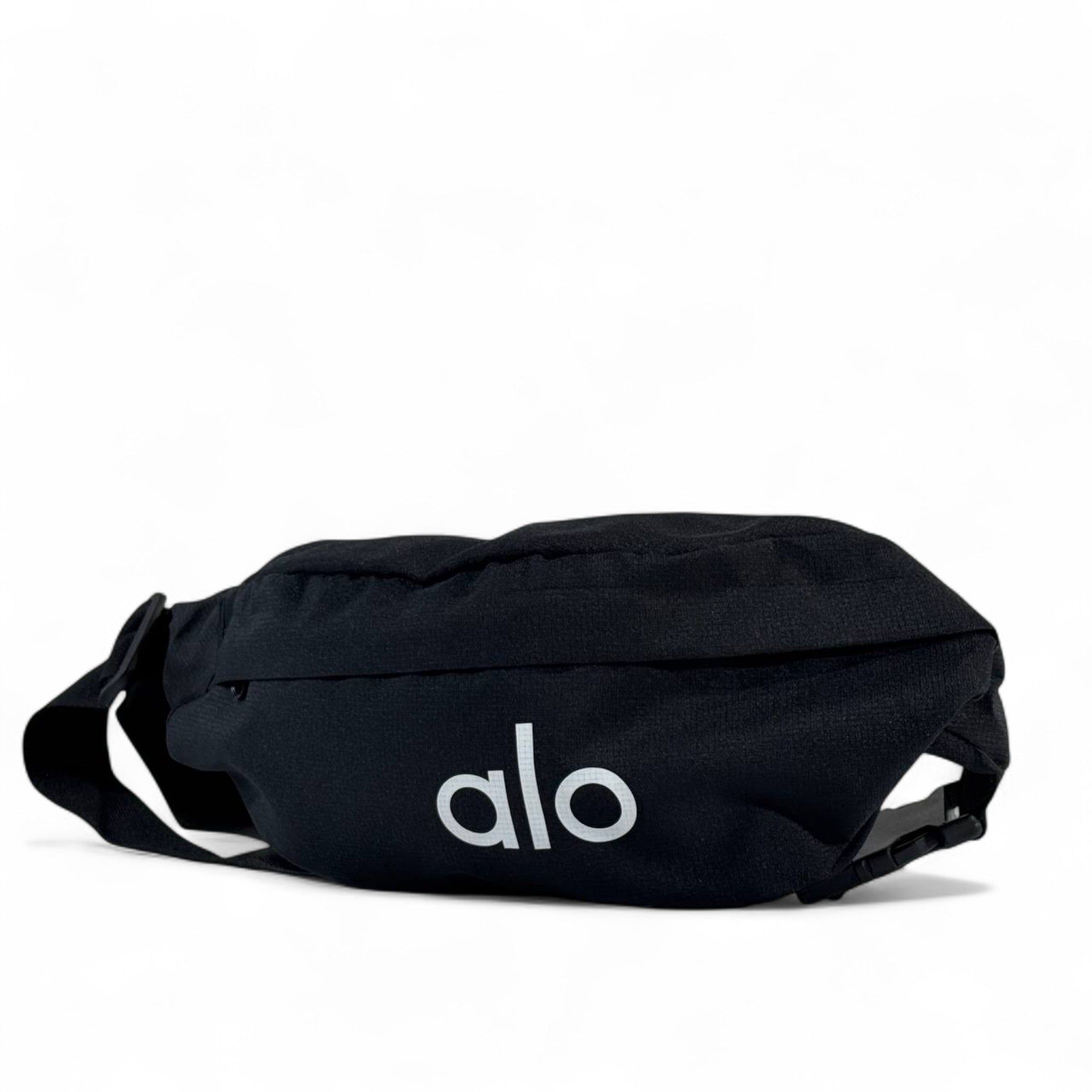 Alo Classic Black Waist Bag – Minimalist Everyday Essential 🎒✨