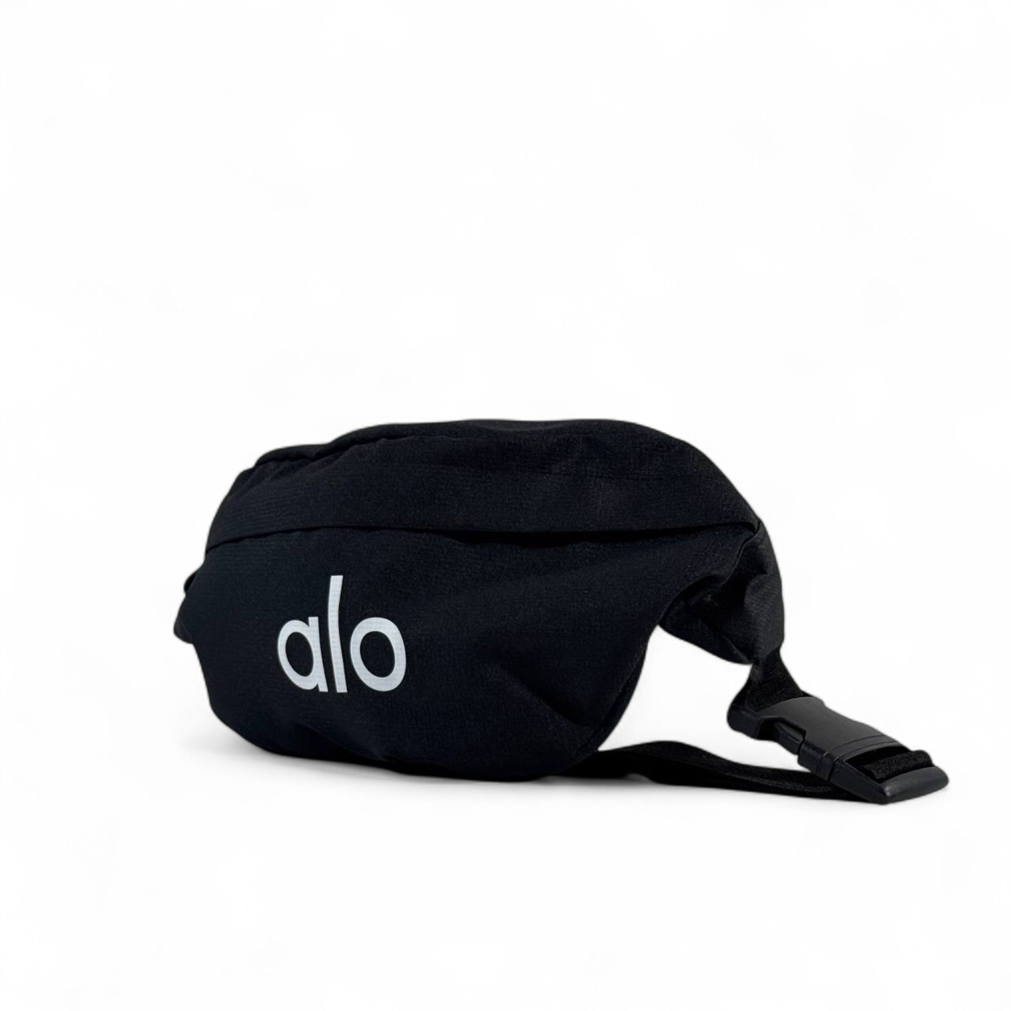 Alo Classic Black Waist Bag – Minimalist Everyday Essential 🎒✨