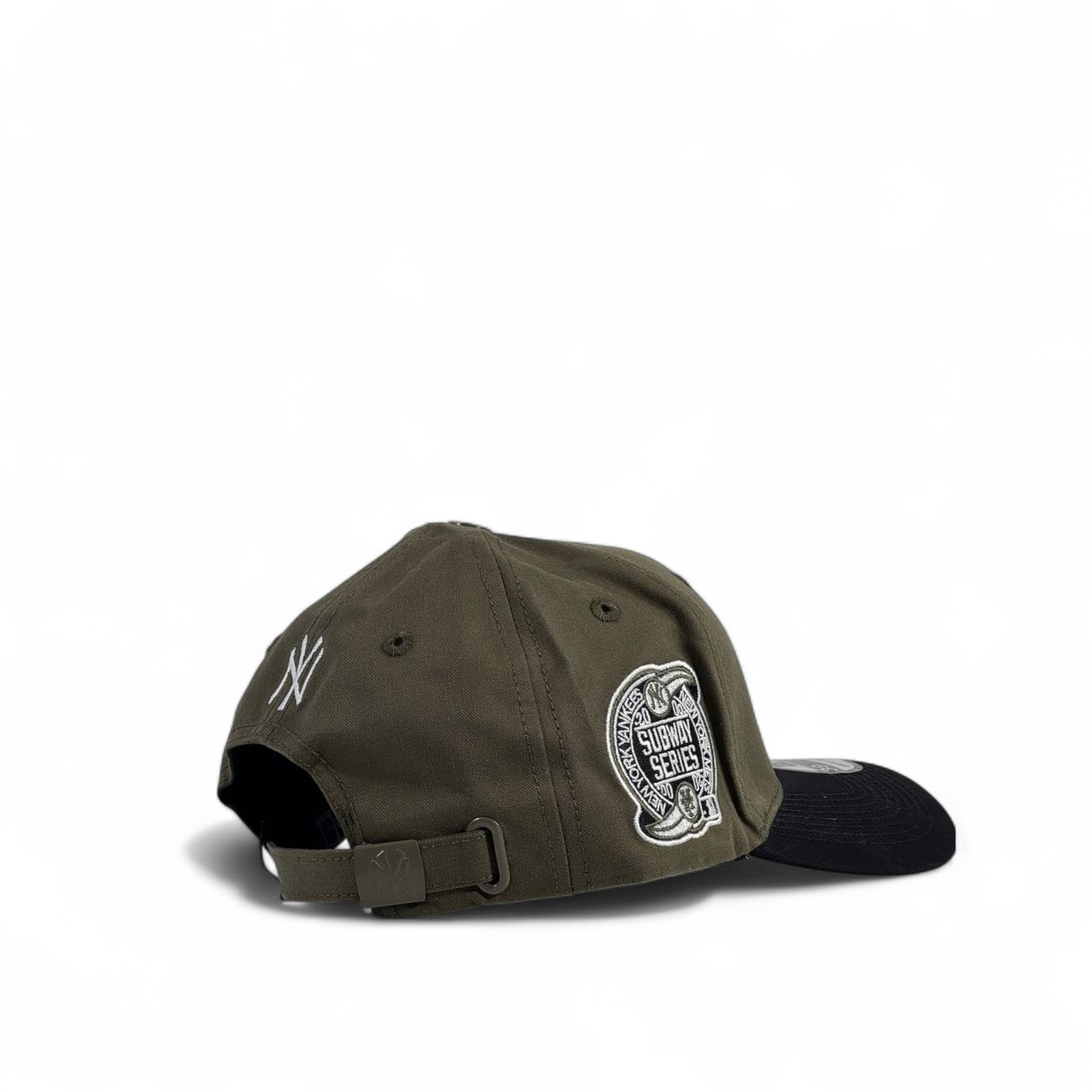 New York Yankees Khaki & Black Cap – Classic MLB Streetwear 🗽⚾