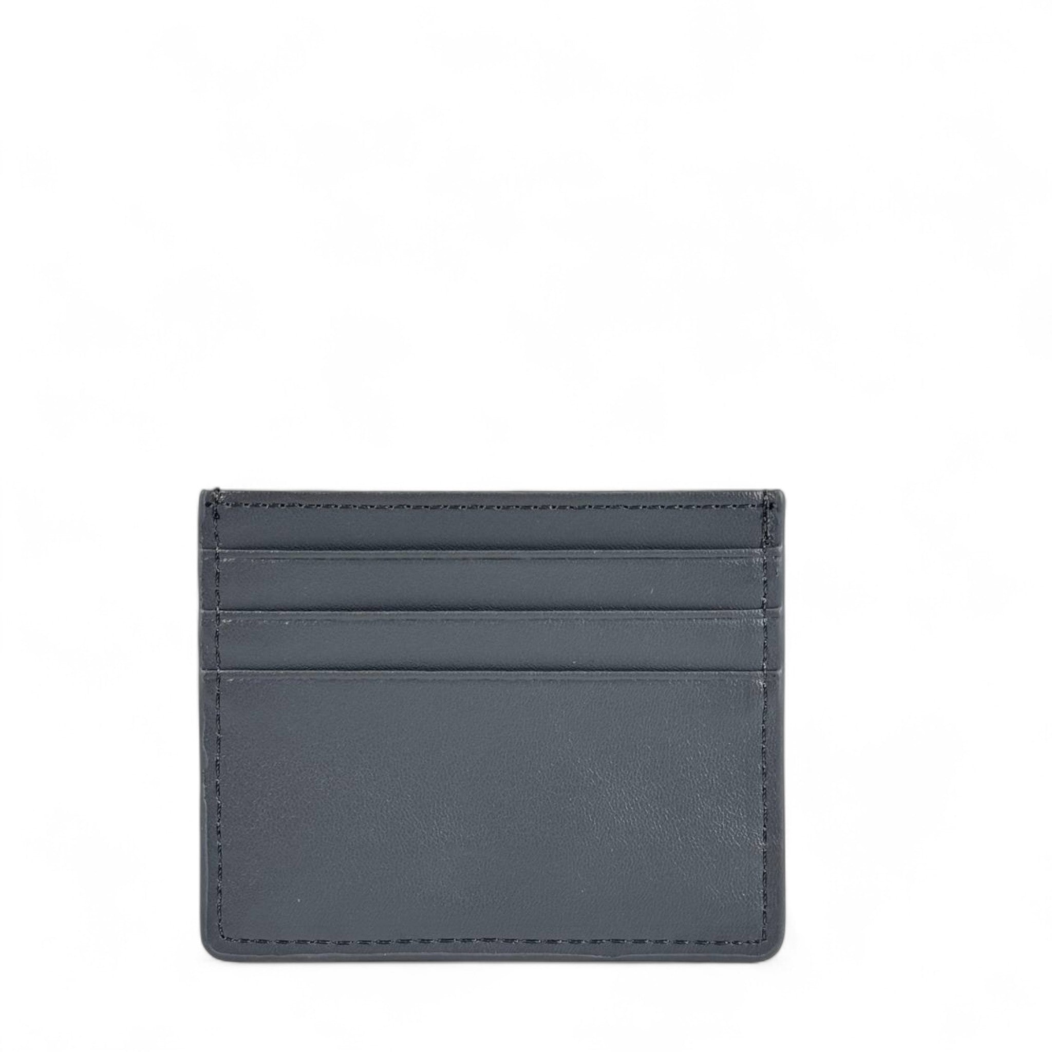 🩶 Fendi Gray Leather Card Holder – Modern Sophistication