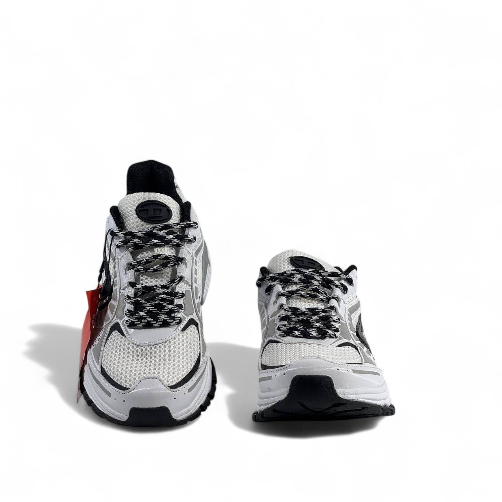 ✨ Diesel Silver/White Sneakers – Futuristic Streetwear Vibes