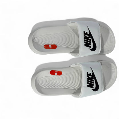 ⚪ Nike Classic White Slides – Everyday Comfort Slippers 🖤✔️