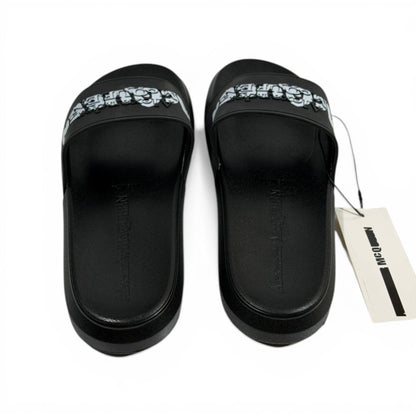 ALEXANDER MCQUEEN Luxury Black Slide Sandals – Bold Logo Statement & Premium Comfort 👟✨