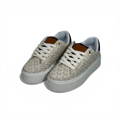 🤍✨ Michael Kors Platform Logo Sneakers – Light Grey Signature Edition ✨🤍