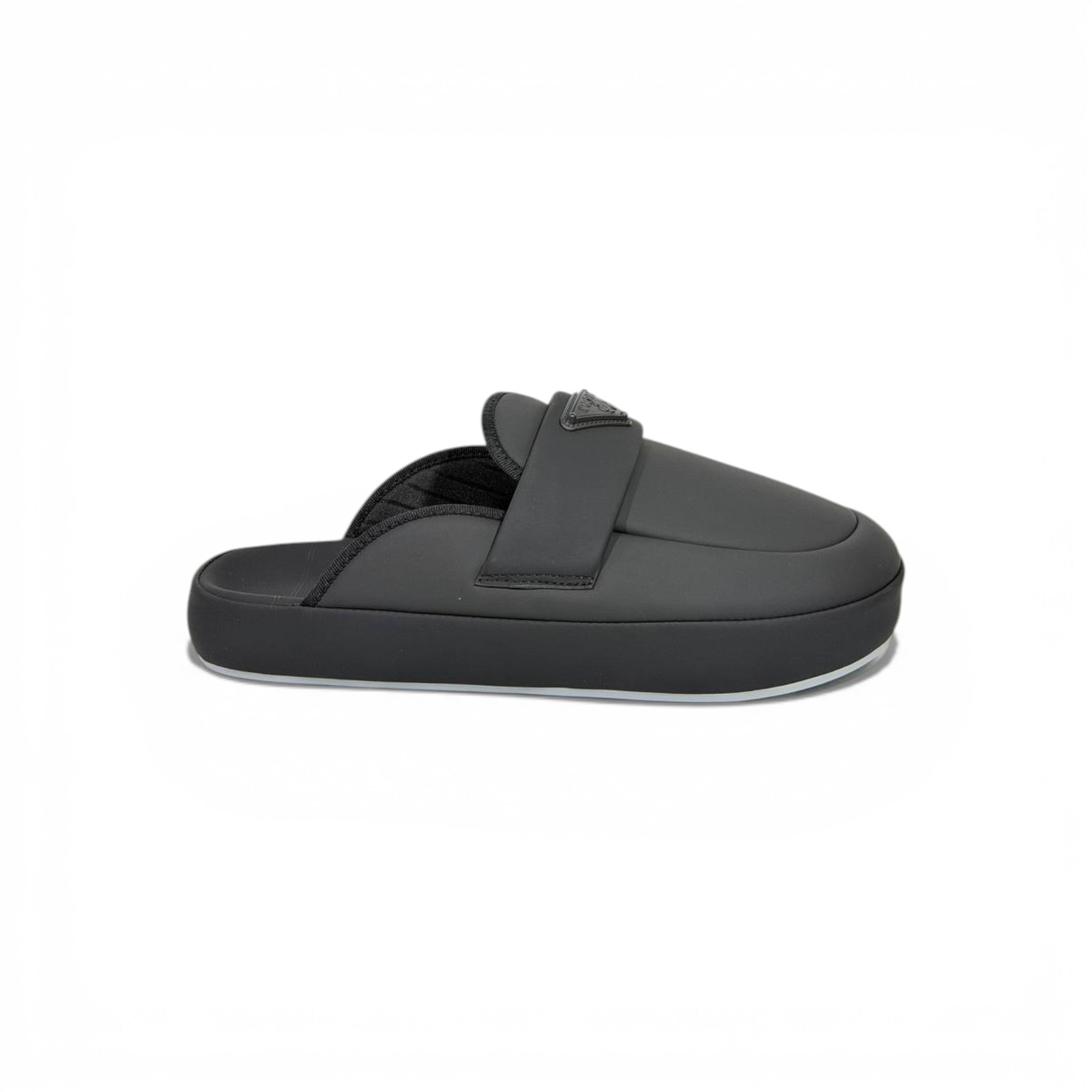 🖤✨ Prada Padded Slippers – Black Luxury Comfort ✨🖤