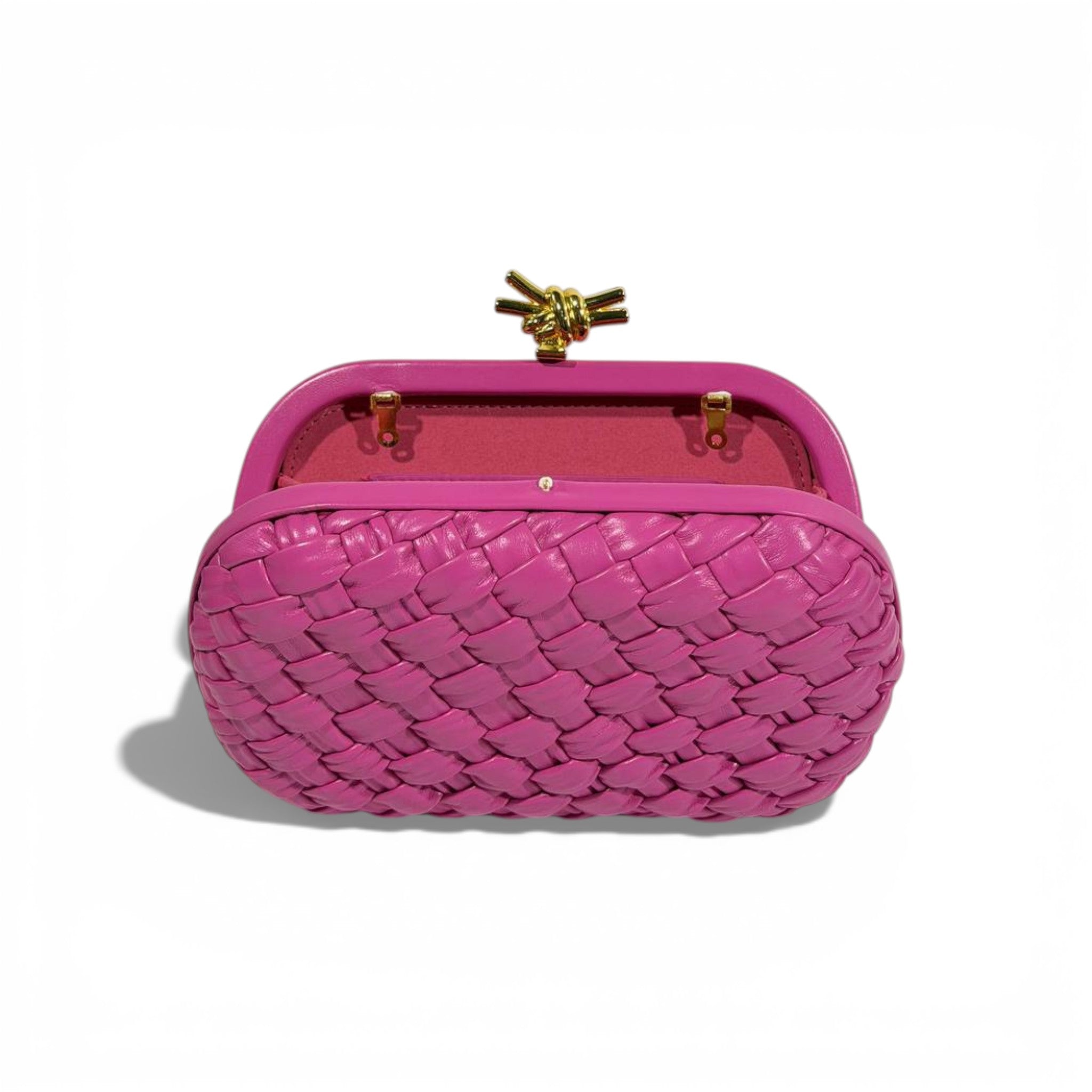 Bottega Veneta Intrecciato Knot Clutch – Pink 💗✨