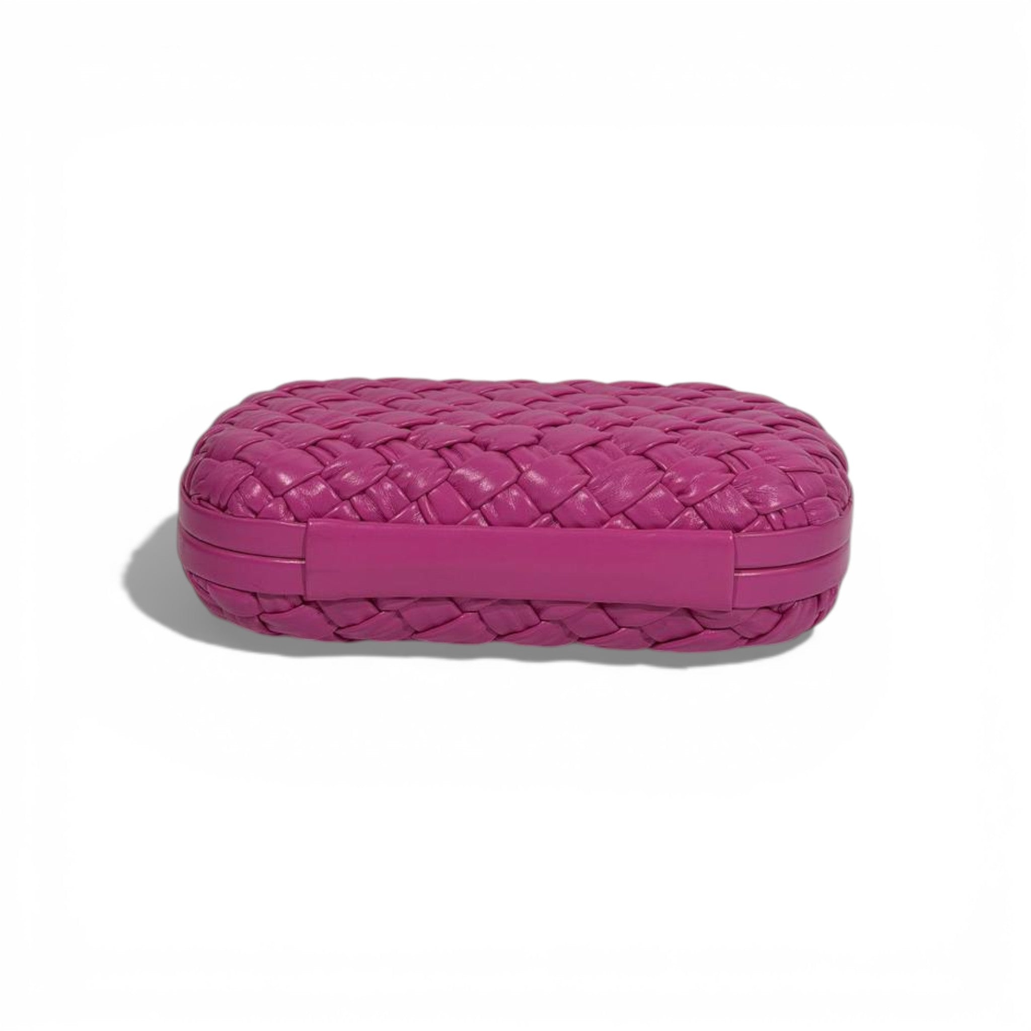 Bottega Veneta Intrecciato Knot Clutch – Pink 💗✨