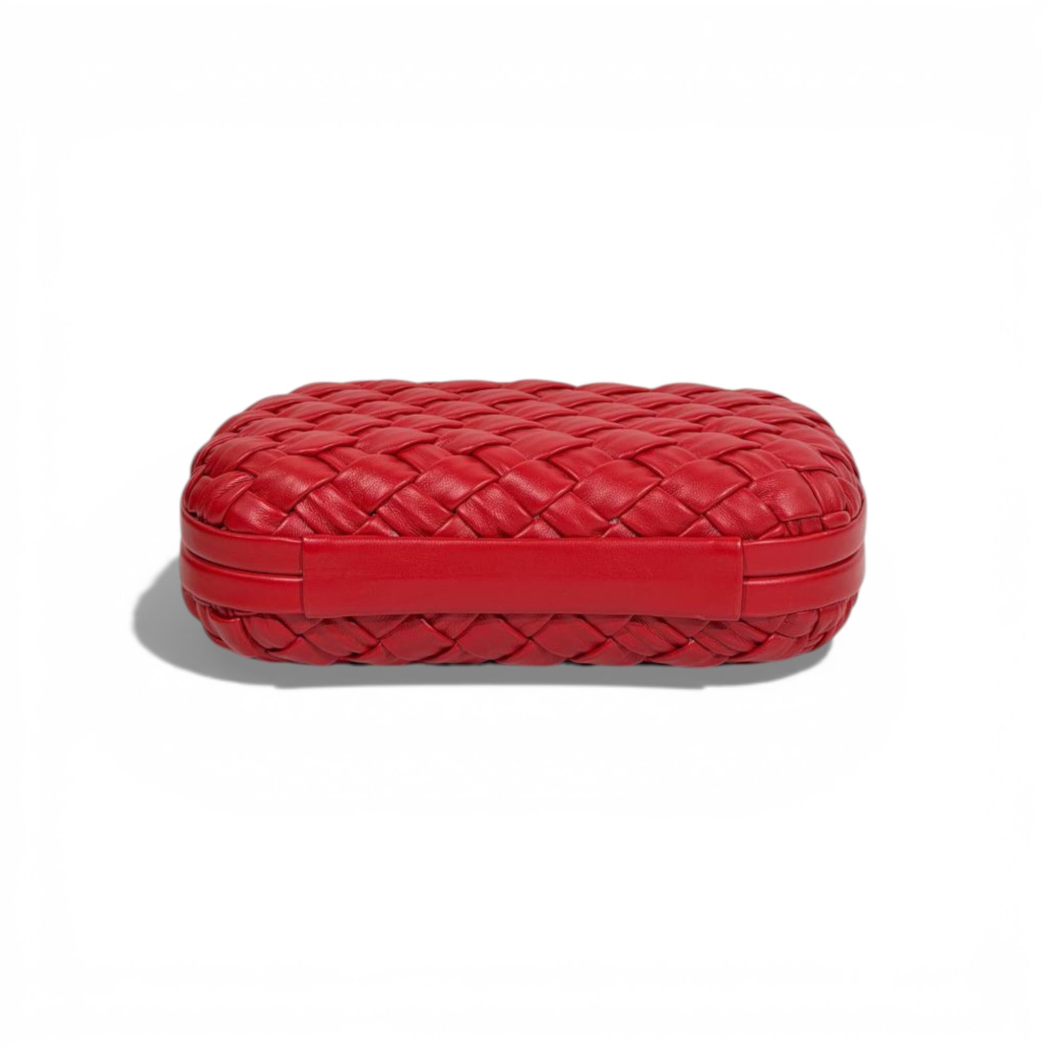 Bottega Veneta Intrecciato Knot Clutch – Bold Red ❤️✨