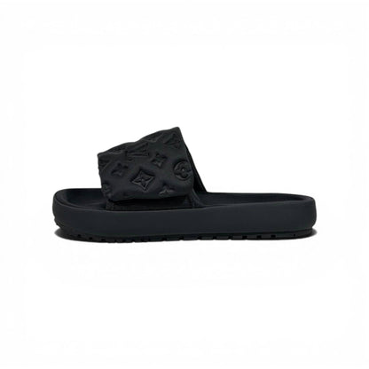 LOUIS VUITTON Luxury Black Monogram Slide Sandals – Embossed Design & Minimal Premium Style 👟