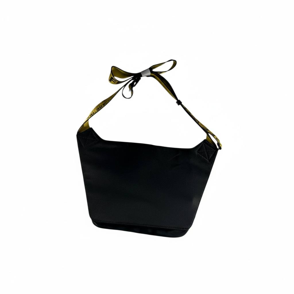 OFF-WHITE Black Waist Bag 🖤🔥 Street Style Crossbody Belt Bag ⚡💣