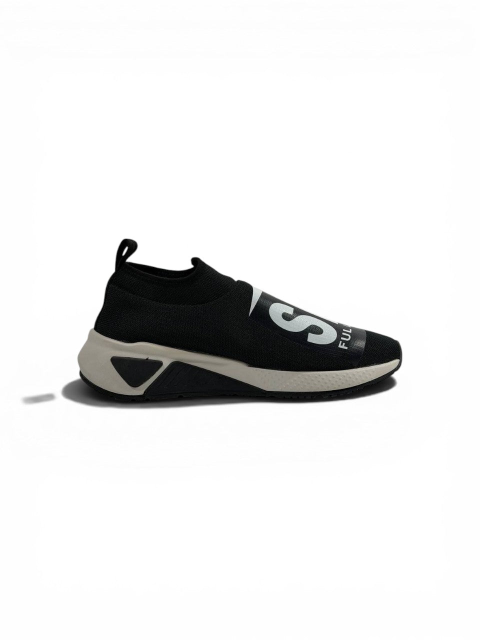 Diesel Black Slip-On Sneakers – Bold Logo Print, Lightweight Knit Trainer