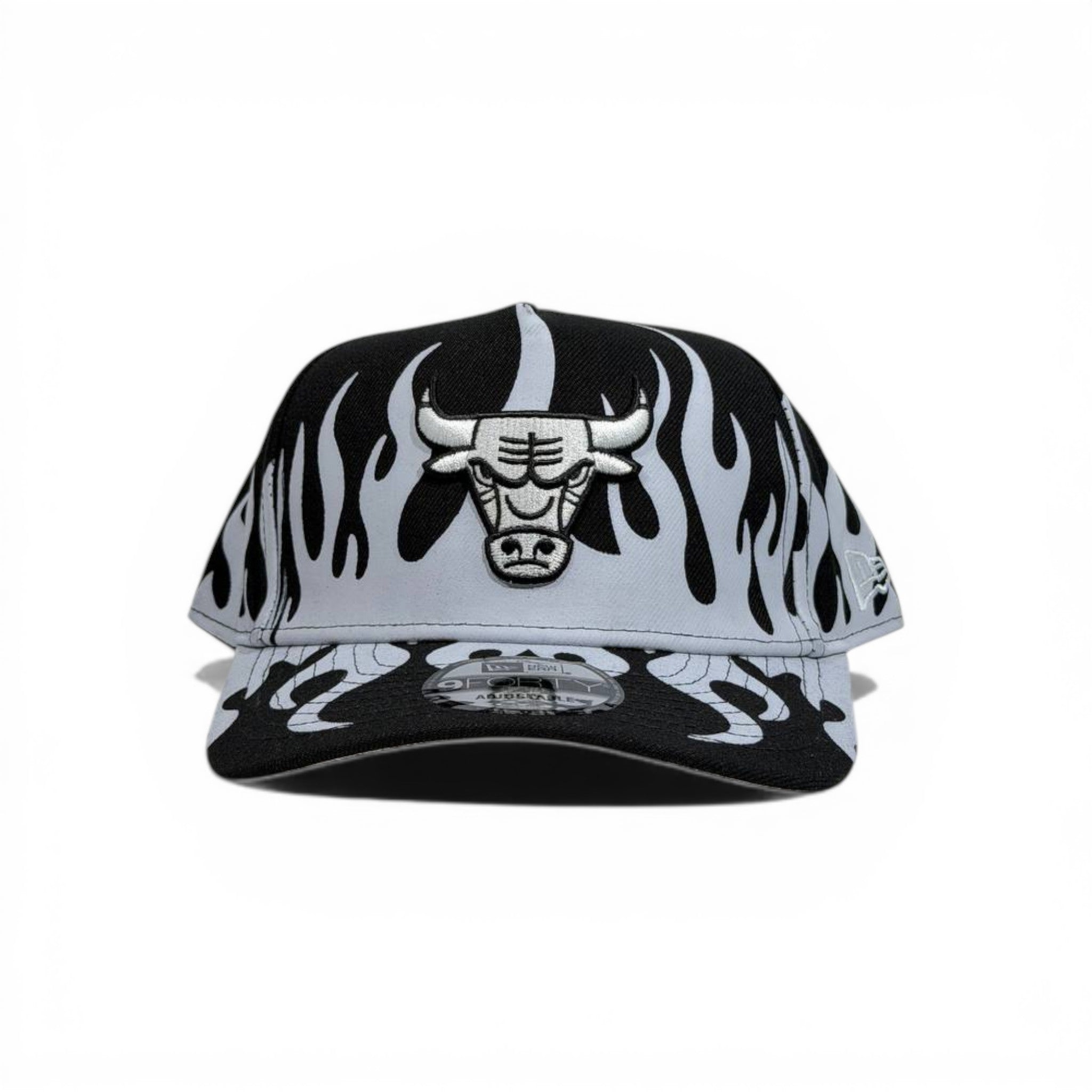 🧢 Chicago Bulls Flame Cap – Black & White Streetwear Edition