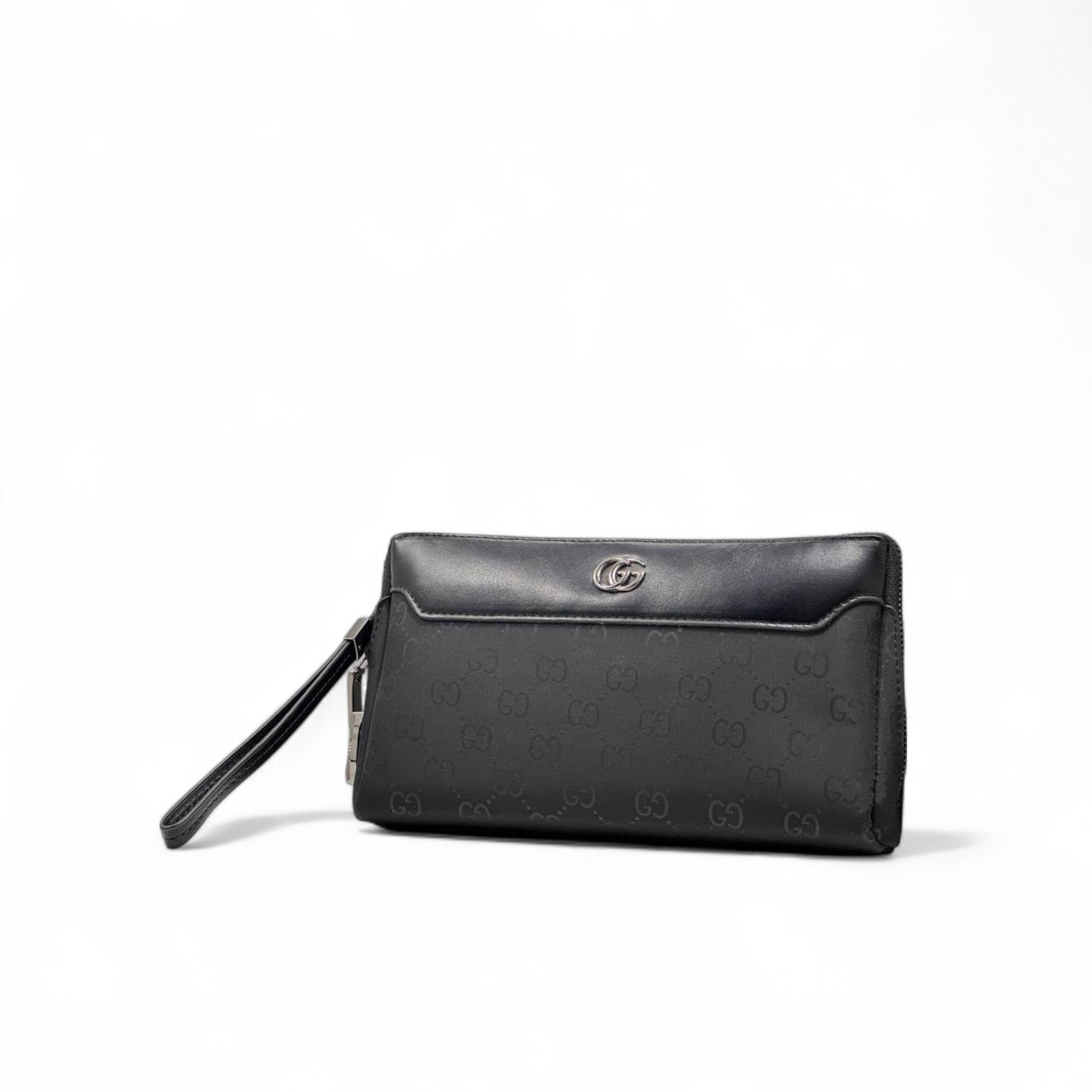 🖤 GUCCI Signature Zip-Around Wallet with Wrist Strap – Black Elegance