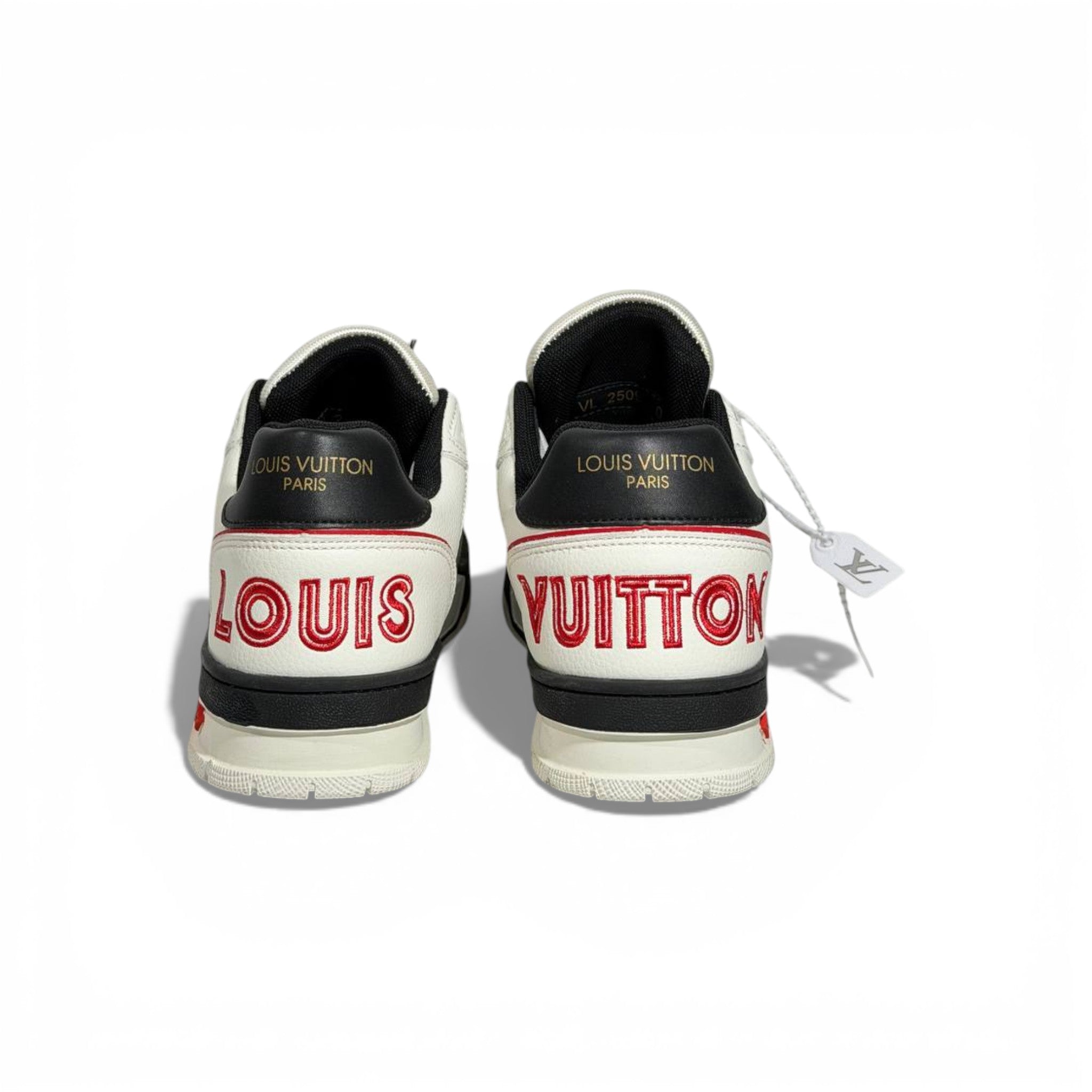 🔥 Louis Vuitton Luxury Low-Top Sneakers – Black, White & Red Iconic Style 👟❤️‍🔥