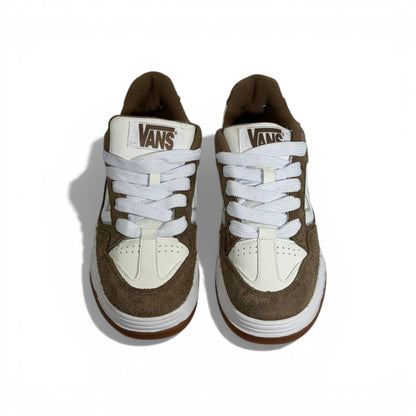 👟🔥 Vans Low-Top Sneakers – Brown Suede & White Classic Street Style 🤎🤍