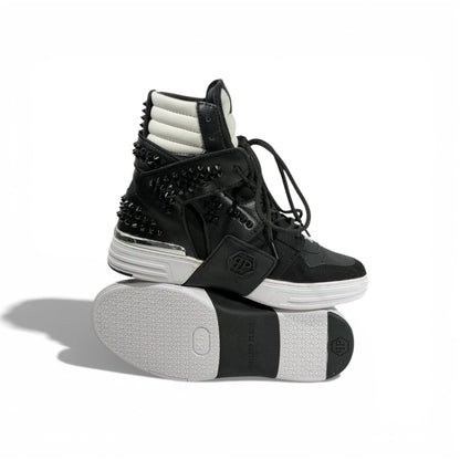 👟 Philipp Plein Black & White Studded High-Top Sneakers – Bold Luxury Statement 🖤🤍🔥