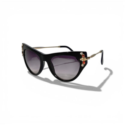 🕶️ Miu Miu Luxury Sunglasses – Bold Femininity & Modern Chic ✨💖