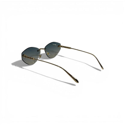 🕶️ Gucci Rimless Sunglasses – Gold Iconic Elegance ✨💛