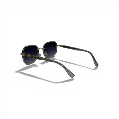 🕶️ Dior Signature Sunglasses – Timeless Elegance ✨
