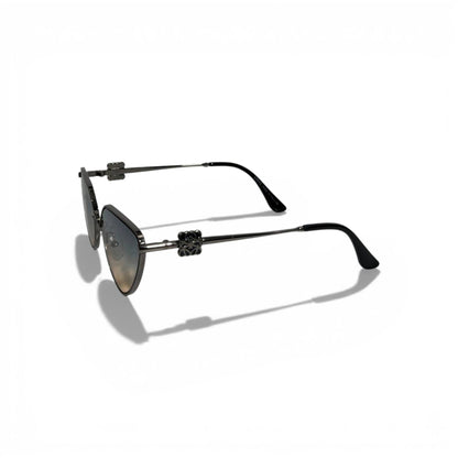 🕶️🖤 Loewe Cat-Eye Sunglasses with Gradient Lenses 🖤🕶️