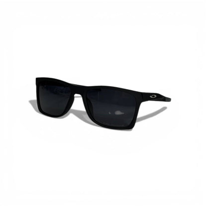 🕶️🖤 Oakley Classic Black Sunglasses with Performance Lenses 🖤🕶️