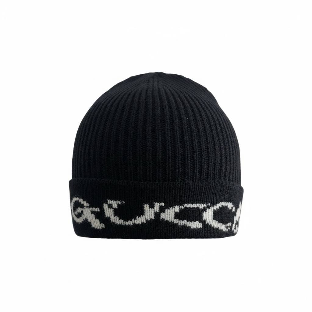 🧢 Gucci Logo Ribbed Knit Beanie – Minimal Luxury Winter Essential 🖤❄️✨
