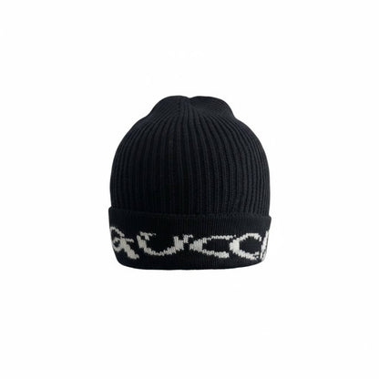 🧢 Gucci Logo Ribbed Knit Beanie – Minimal Luxury Winter Essential 🖤❄️✨