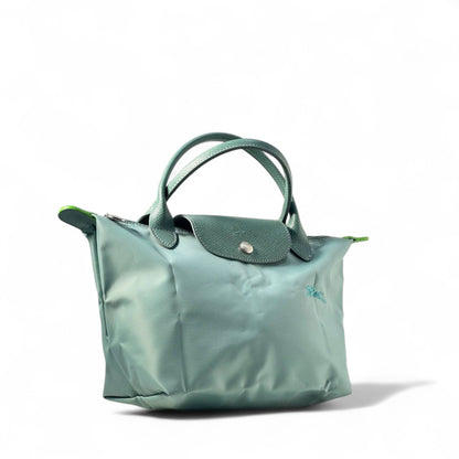 Longchamp Le Pliage Tote – Elegant Green Nylon Foldable Bag 🌿✨