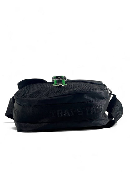 🖤💚 Trapstar Black & Green Crossbody Bag – Bold Urban Streetwear Essential 🔥