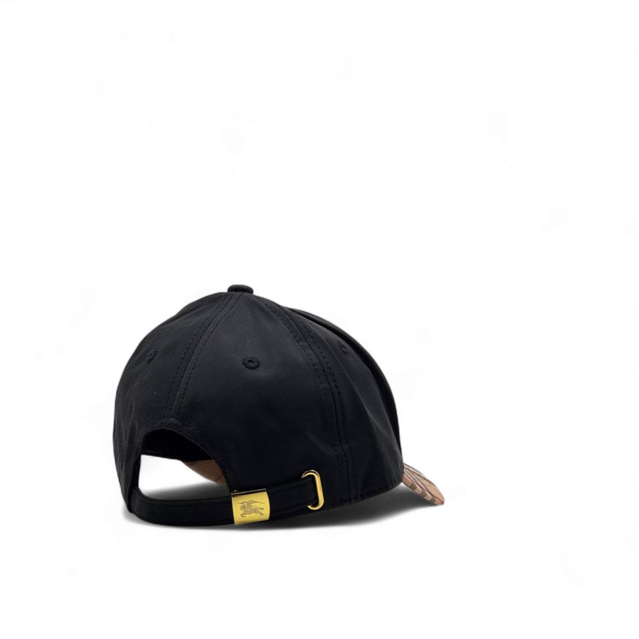 Burberry Style Cap with Plaid Brim & 3️⃣ Patch – Classic Meets Sporty 🧢